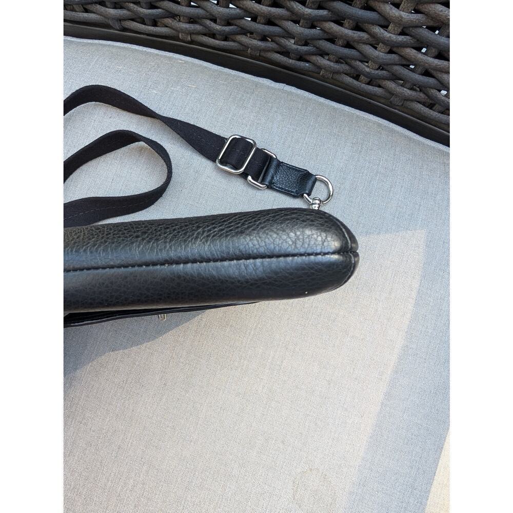 Pebble Leather Black Crossbody with Front Pouch EUC - Picture 10 of 10